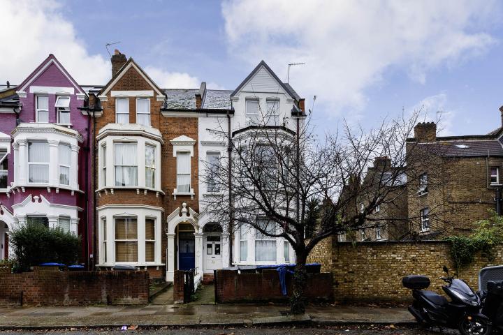 Modern Apartment Callcott Road, Kilburn